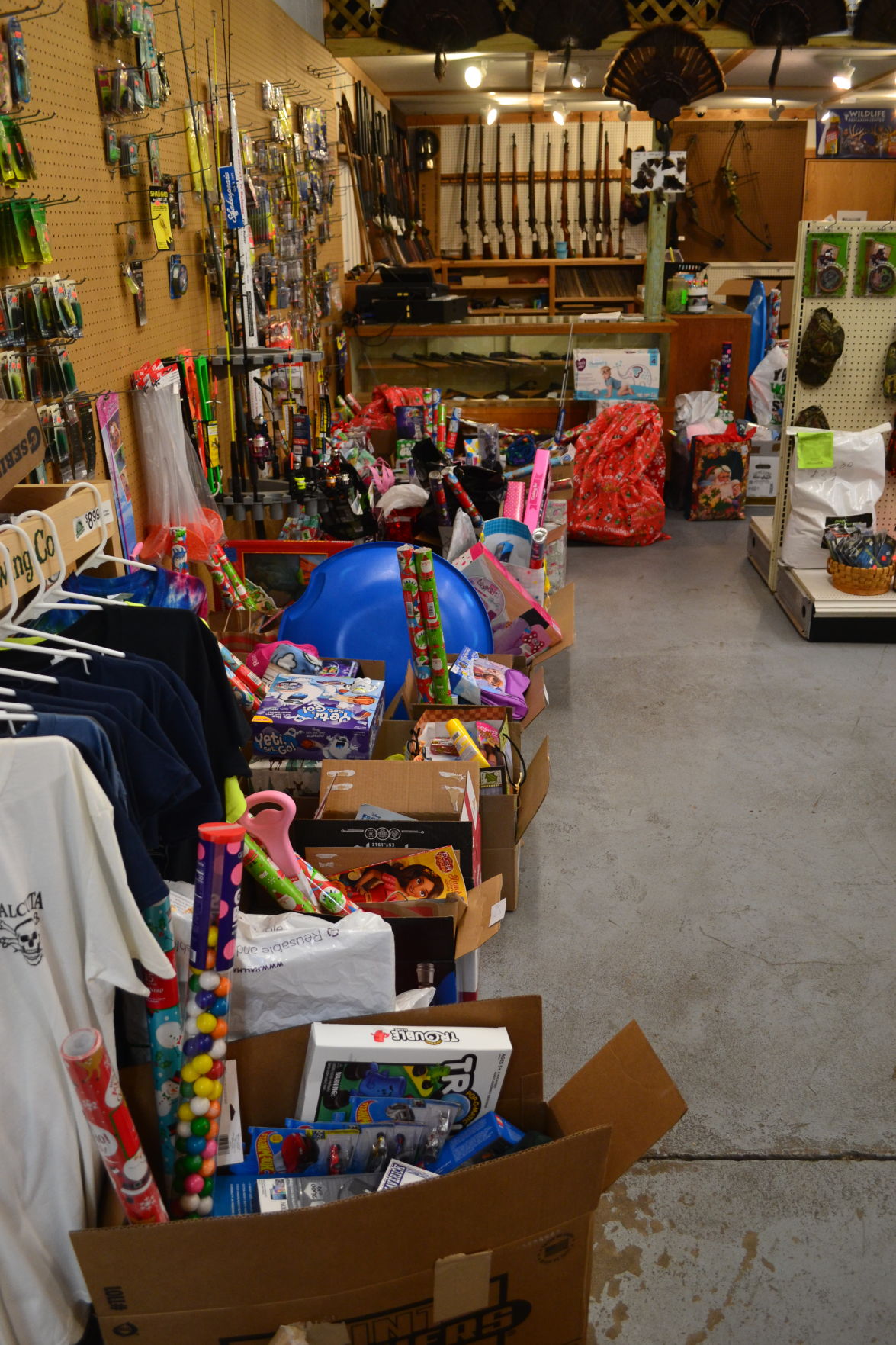Kids for Christmas donates toys to local Grantsburg kids 2.JPG